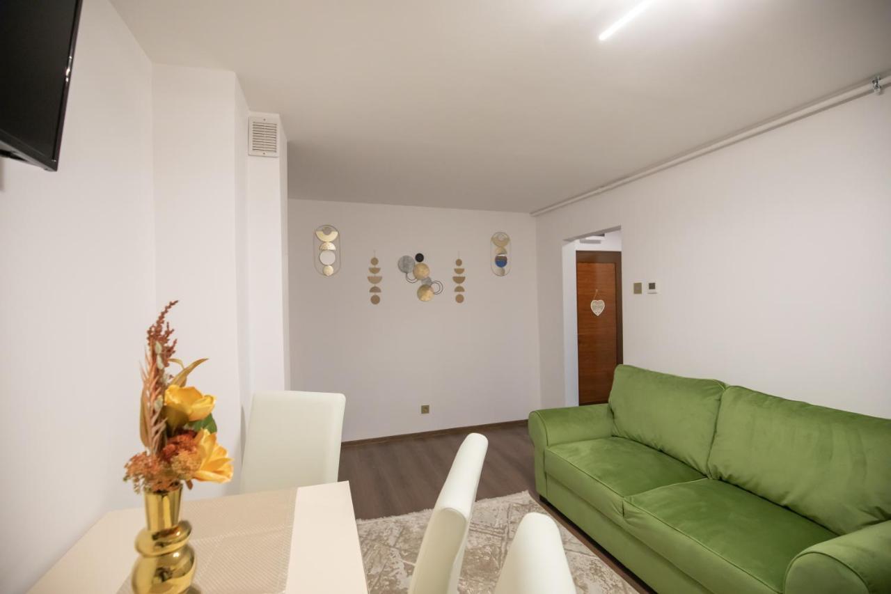 Apartament Gold Tirgu Ocna Ngoại thất bức ảnh