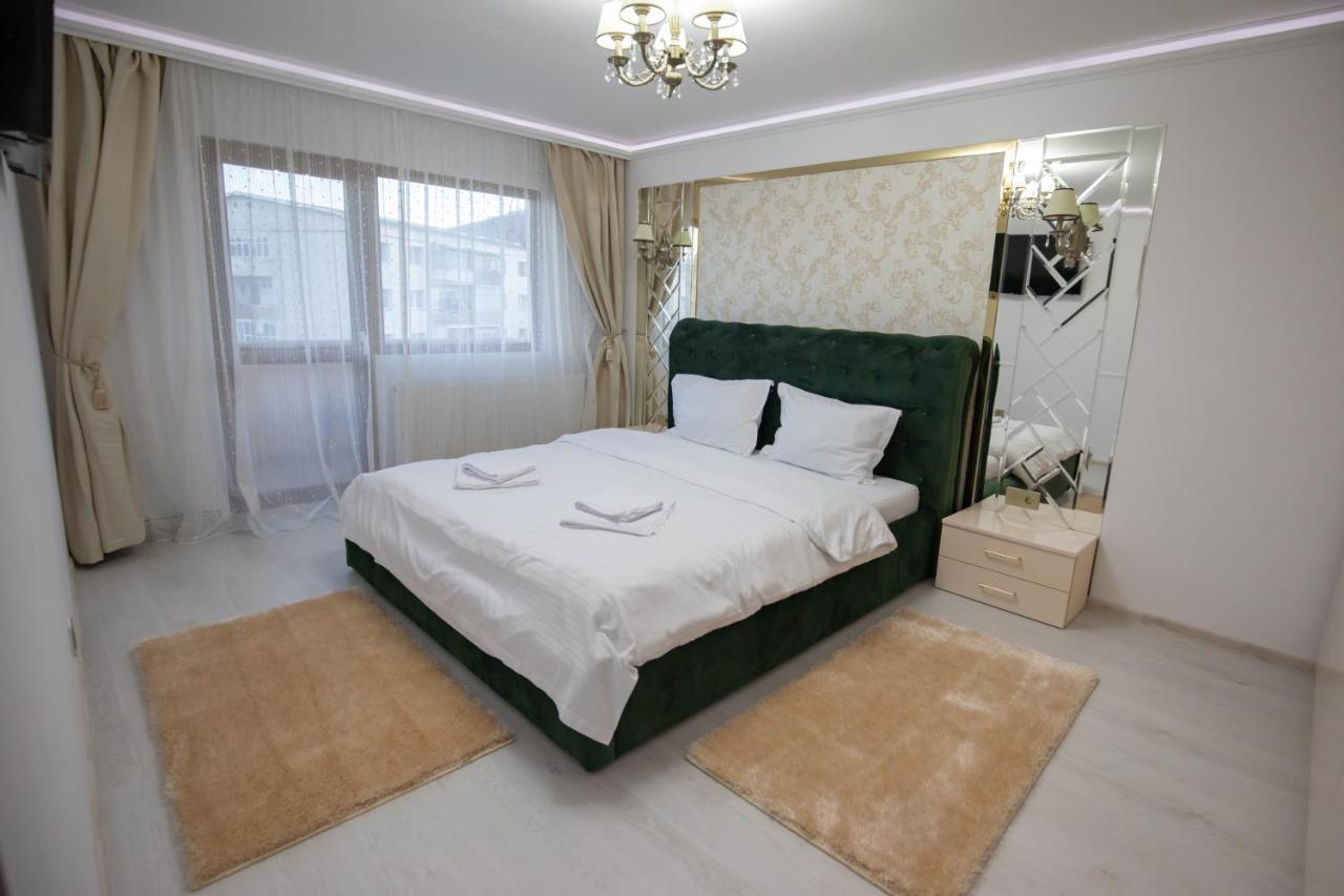 Apartament Gold Tirgu Ocna Ngoại thất bức ảnh